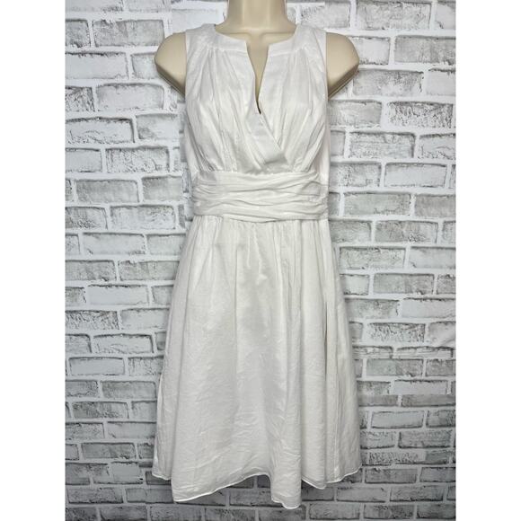 White House Black Market Dresses & Skirts - White House Black Market White Flowy Sleeveless 100% Cotton Dress Women's 4